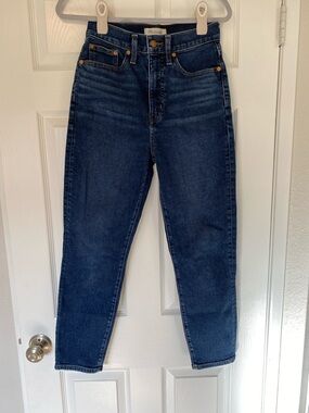 Madewell High-Rise Dark Blue Mom Jeans Sz 26 Cropped